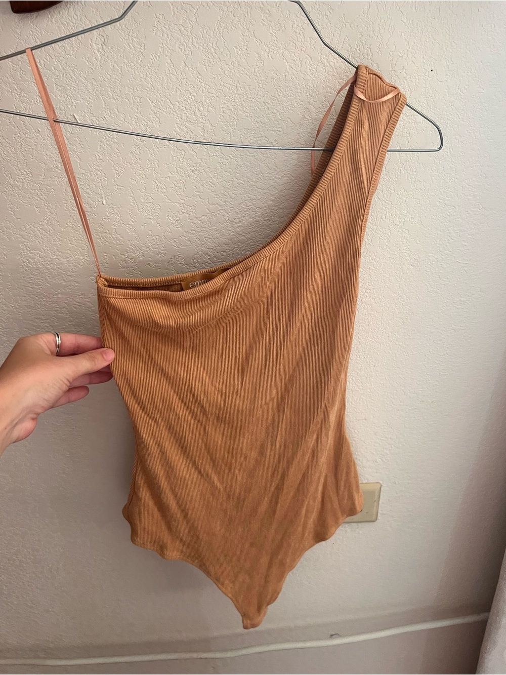 One-Shoulder Ribbed Bodysuit in Camel